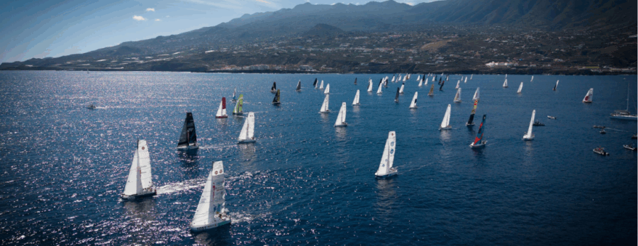 La flota de la Mini Transat zarpa de La Palma para cruzar el Atlántico rumbo a Guadalupe