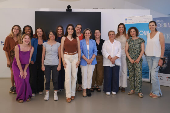 Tertúlia de l'Associació Dones en Joc sobre la visibilitat de l'esport femení als mitjans de comunicació.