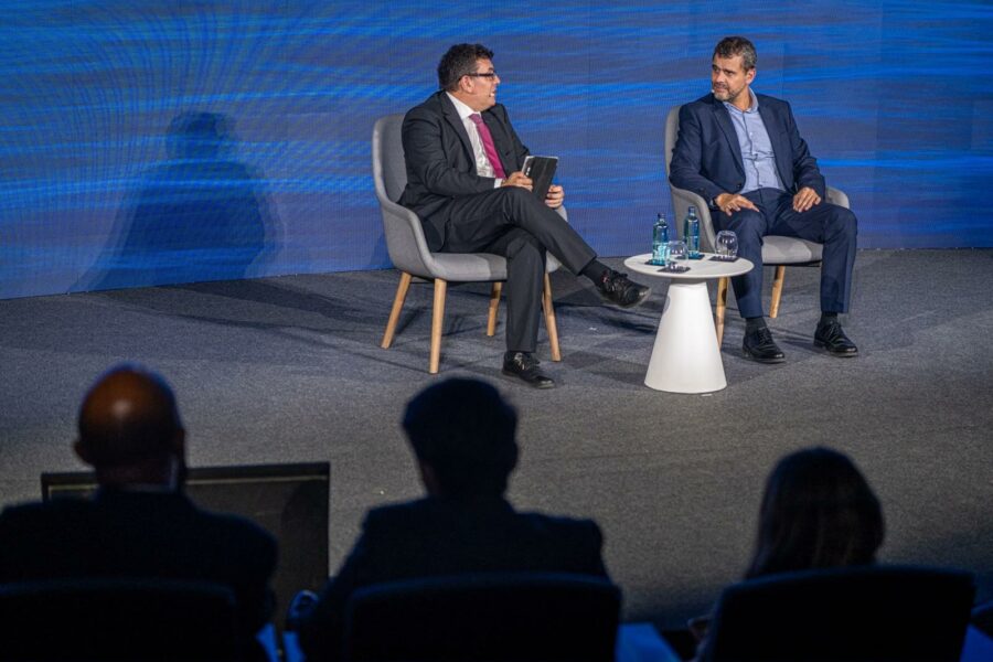 Laureà Fanega, director general de la Fundación Barcelona Capital Náutica, participó en el III Foro Económico y Social del Mediterráneo, poniendo a las ciudades costeras en el centro.