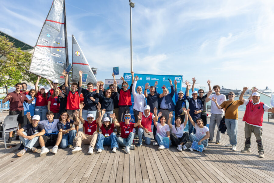 Participants de la RC Barcelona Cup 2026 durant el lliurament de premis al Saló Nàutic de Barcelona.